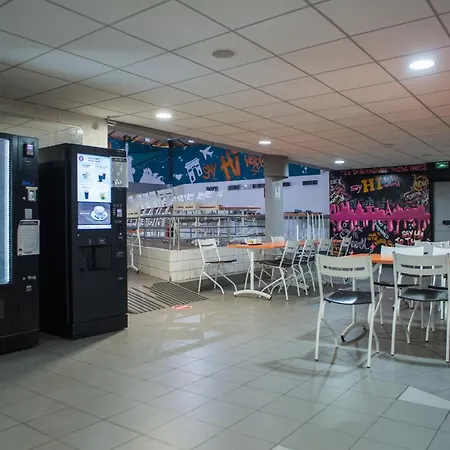 Hostel Hi Le D'artagnan Παρίσι