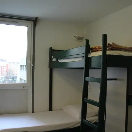 Hi Le D'artagnan Hostel