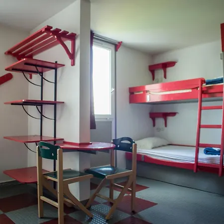 Hi Le D'artagnan Hostel *