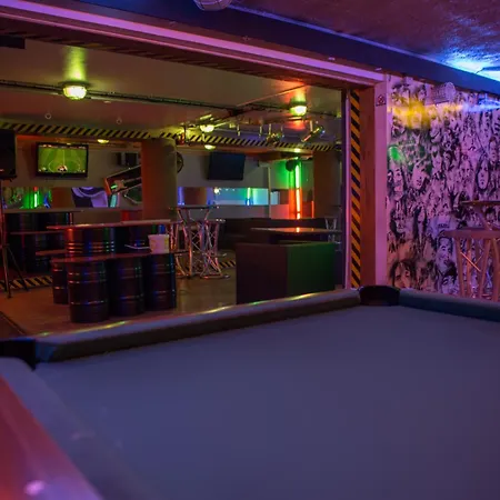 Hi Le D'artagnan Hostel