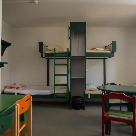 Hi Le D'artagnan Hostel