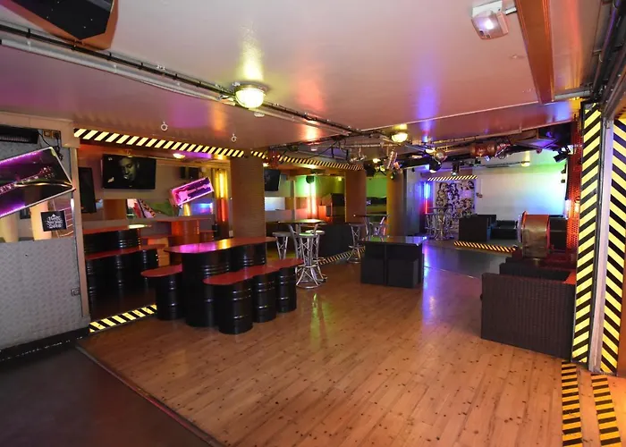 Hostel Hi Le D'artagnan Paris