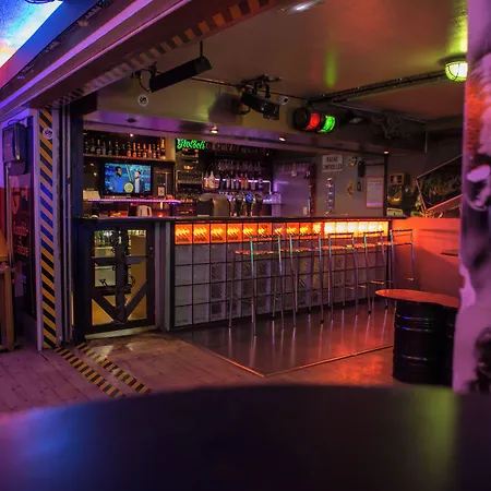 بيت شباب Hi Le D'artagnan