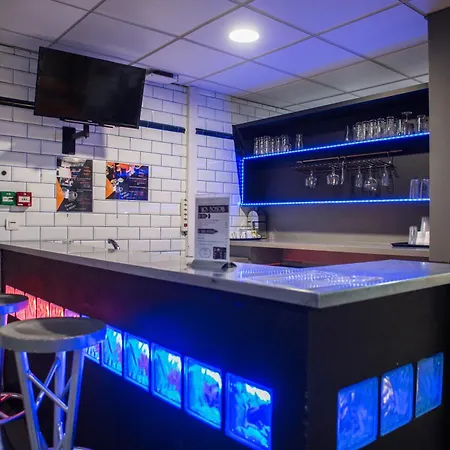 Hi Le D'artagnan * Parigi